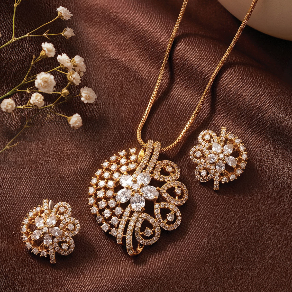AVON ELEGANT BLOSSOM PENDANT SET (4N)